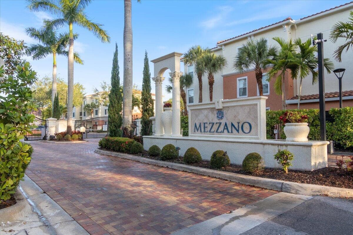 9873 Baywinds Drive # 5109, West Palm Beach FL 33411 photo 2
