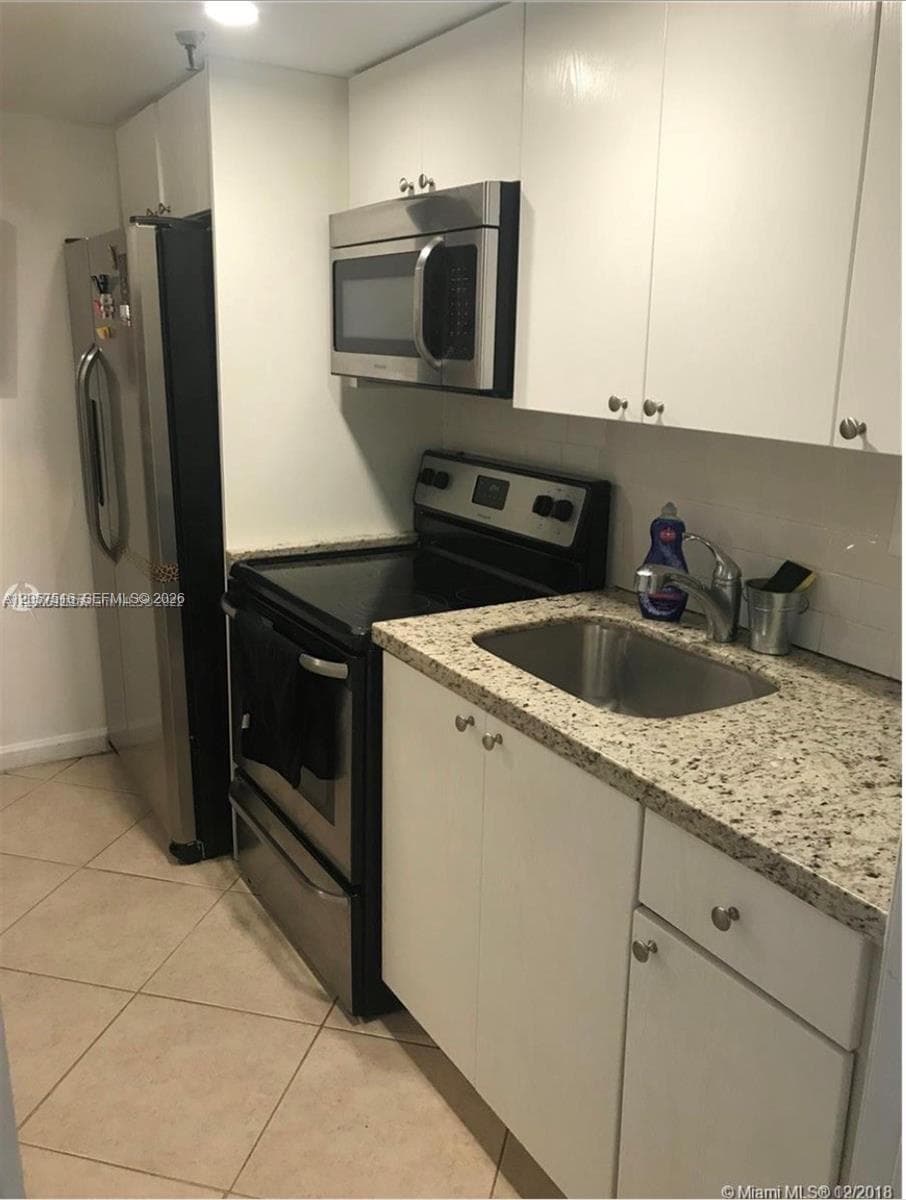 20850 San Simeon Way # 107-5, Miami, FL 33179 photo 2