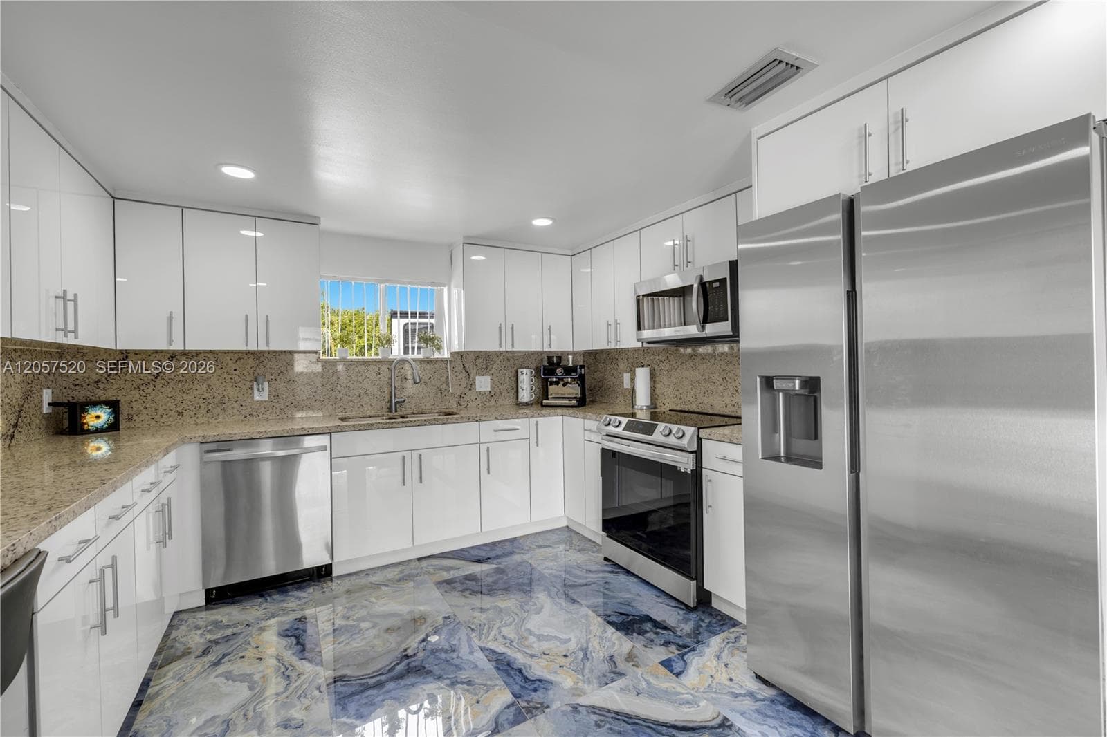 10350 SW 48th St # 1, Miami, FL 33165 photo 2