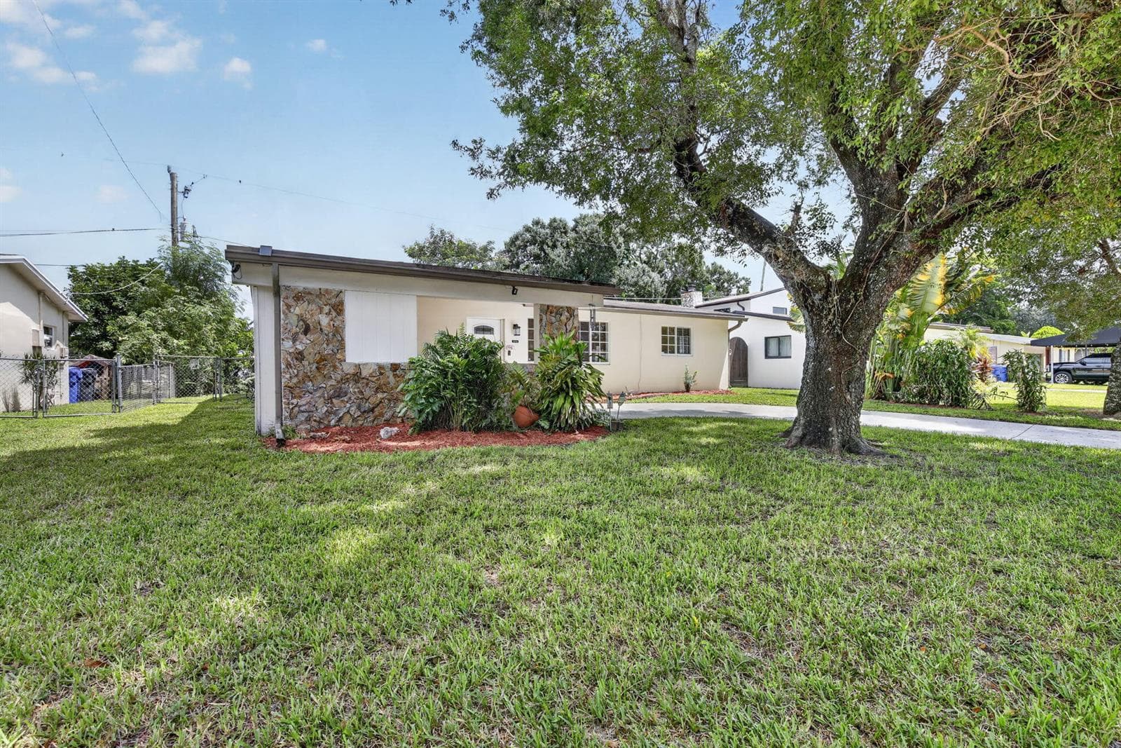 7231 Freedom Street, Hollywood FL 33024 photo 3