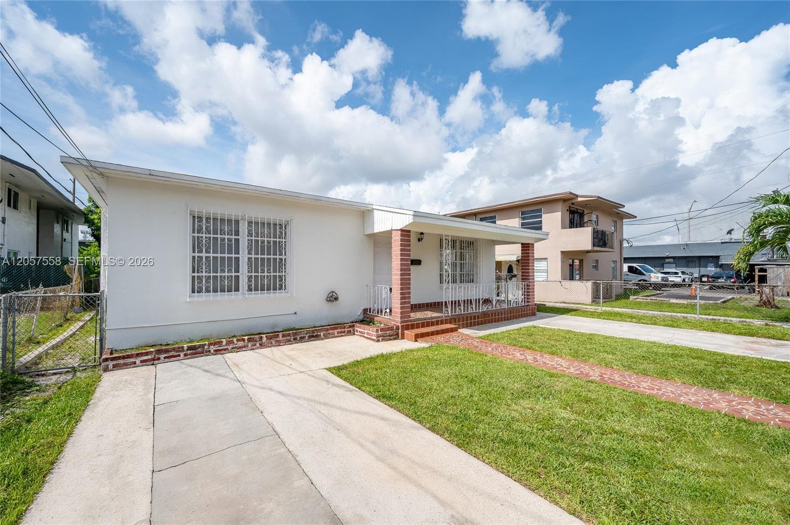 2624 NW 24th St, Miami FL 33142 photo 4