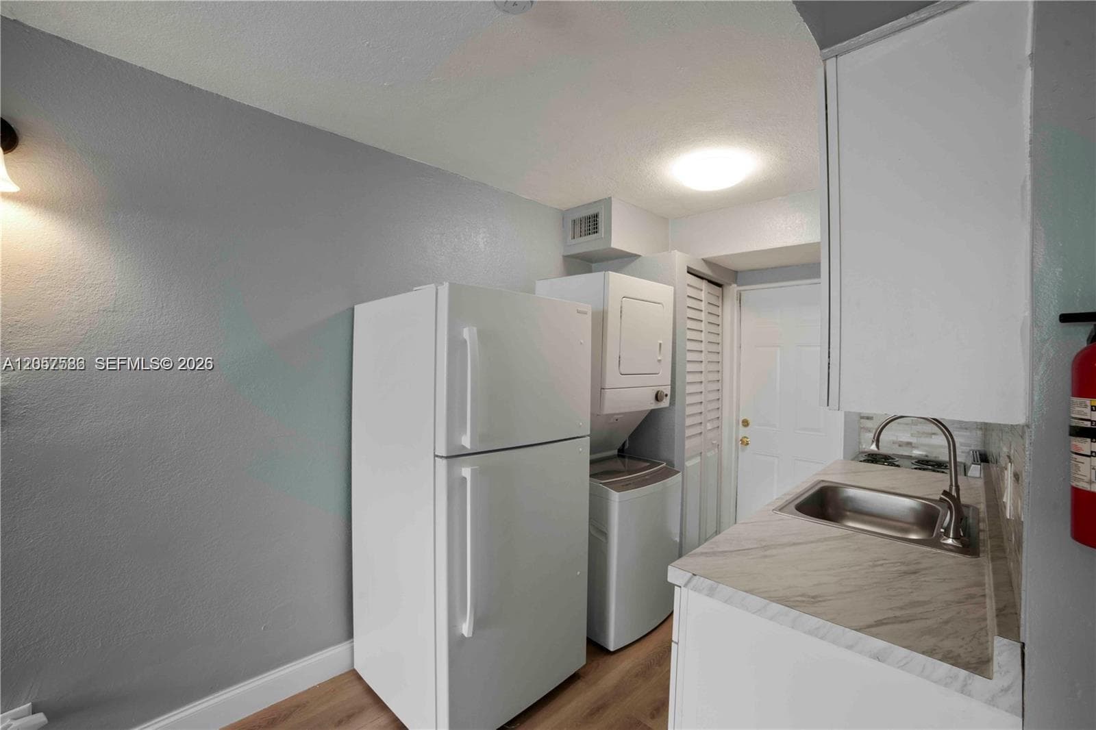 817 NW 12th Ave # 1, Fort Lauderdale, FL 33311 photo 5