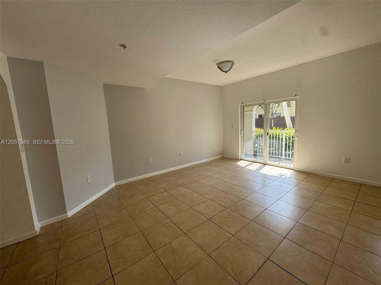 11601 NW 89 St # 106, Doral FL 33178 photo 3