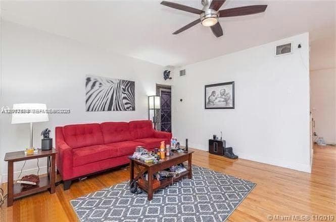 1025 NE 17th Way, Fort Lauderdale FL 33304 photo 3