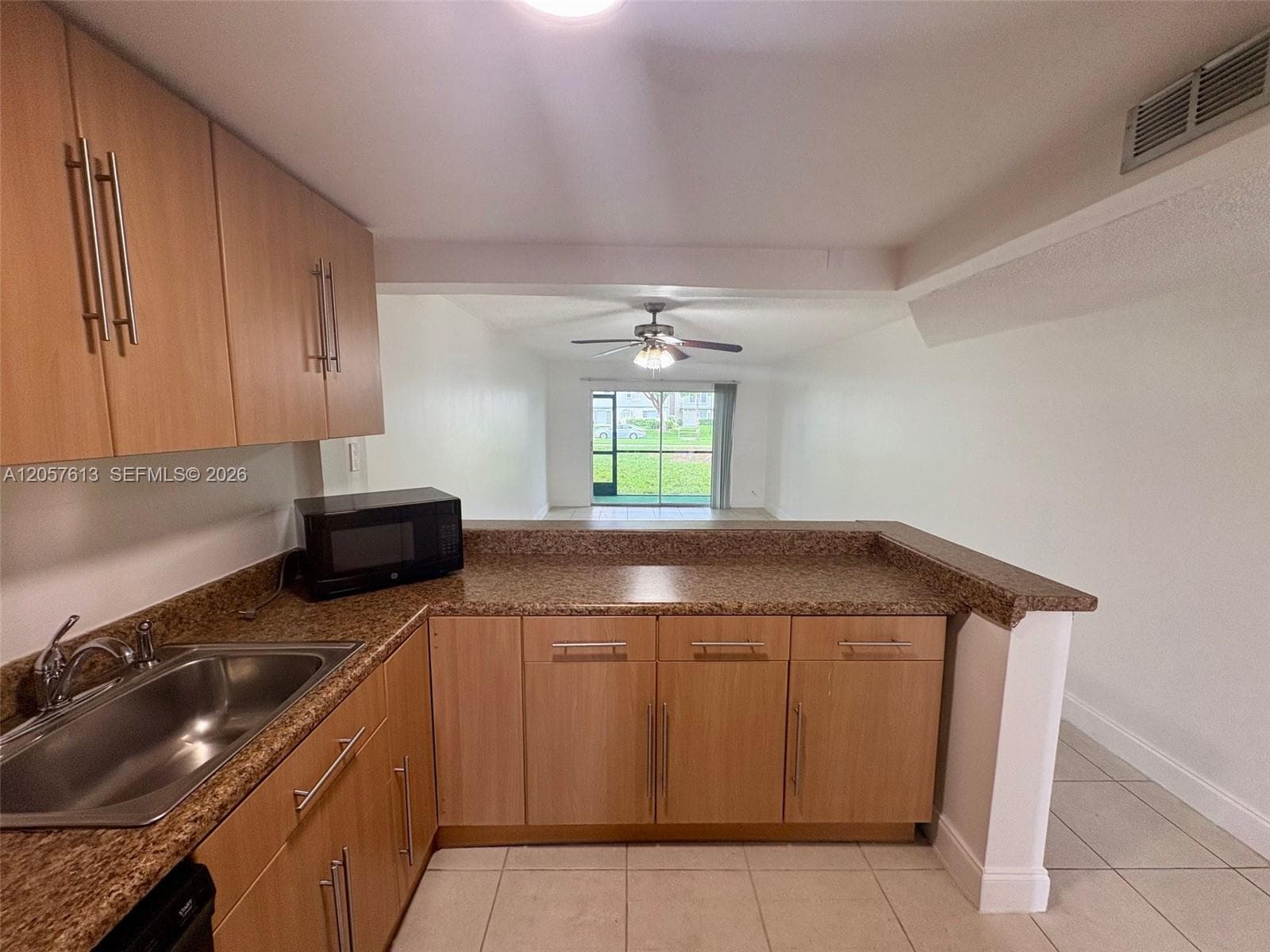 8060 N Colony Cir N # 107, Tamarac FL 33321 photo 2