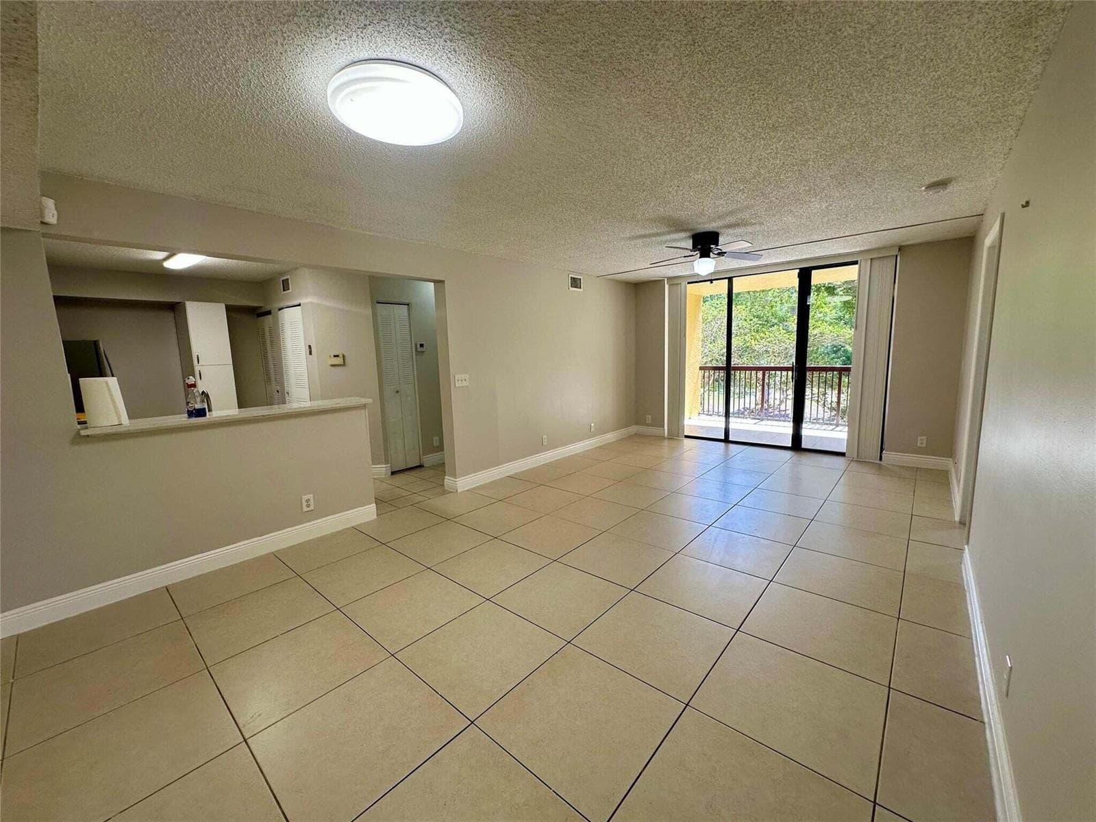 5701 RIVERSIDE Drive # 205B6, Coral Springs FL 33067 photo 2