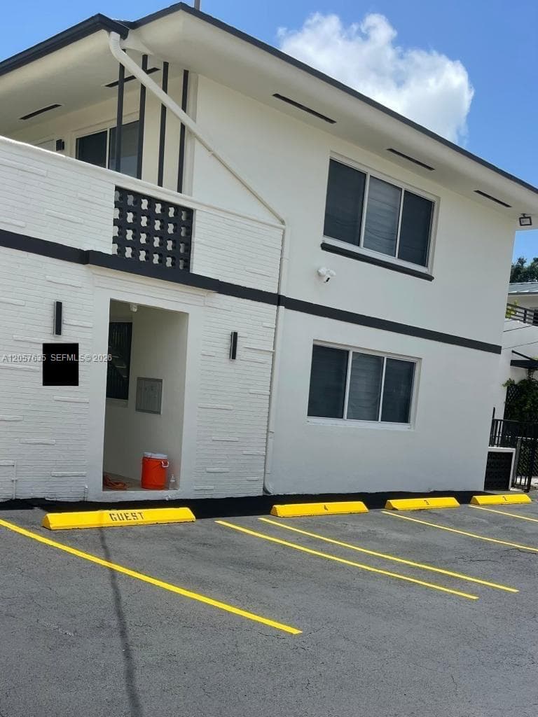 251 NW 57th Ave, Miami FL 33126 photo 3