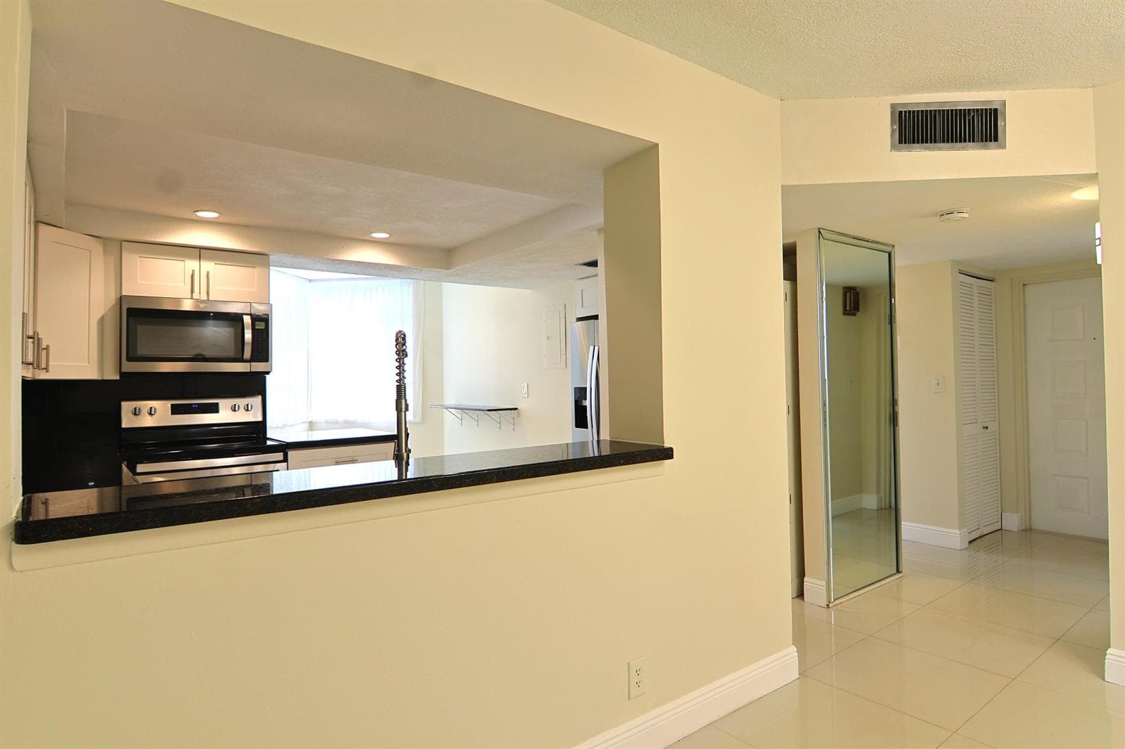 1900 Sabal Palm Drive # 106, Davie FL 33324 photo 5