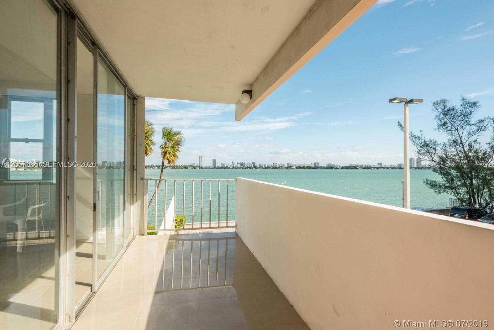 7545 E Treasure Dr # 2H, North Bay Village FL 33141 photo 3