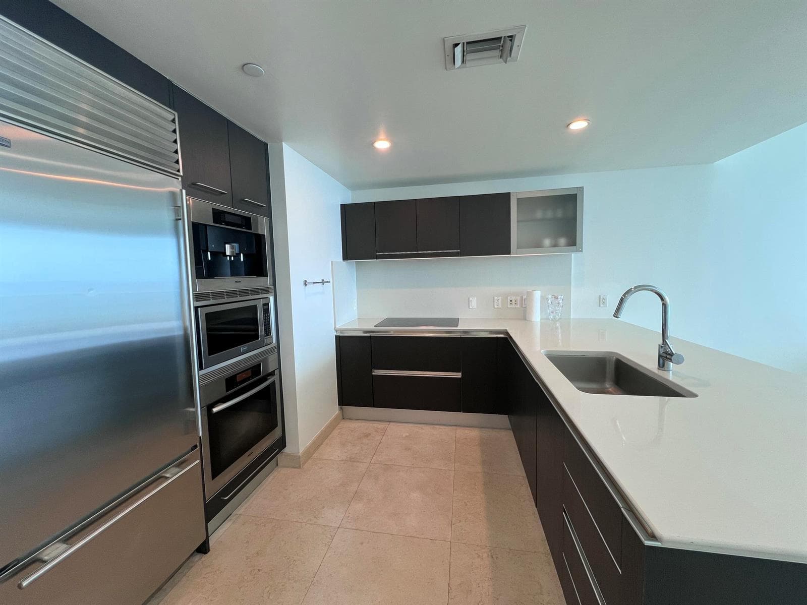 17001 COLLINS Avenue # 1806, Sunny Isles Beach FL 33160 photo 5