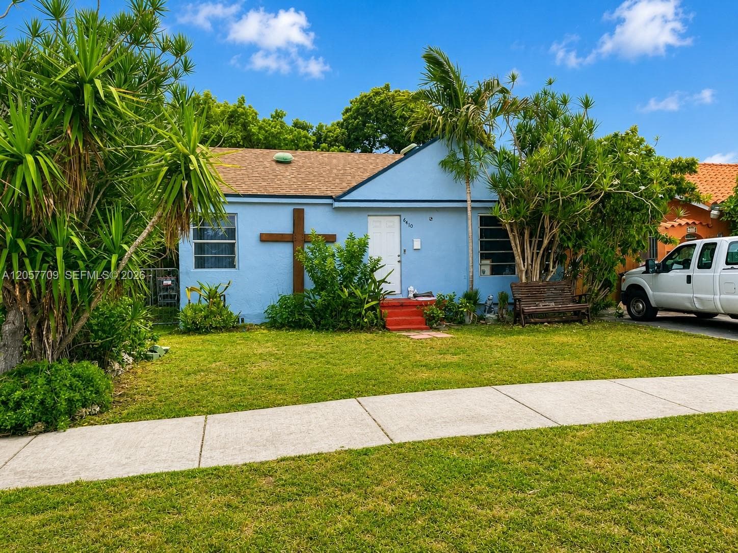 6410 SW 39th St, Miami FL 33155 photo 2