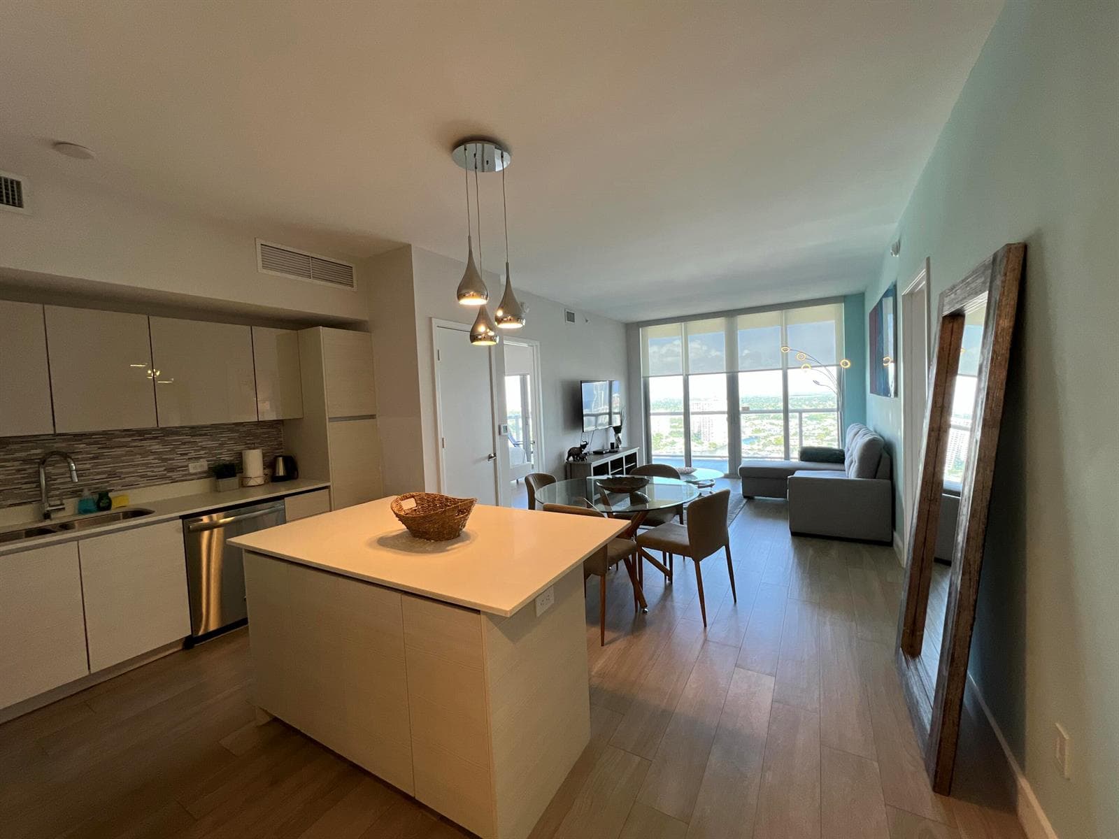 2600 E HALLANDALE BEACH Boulevard # T3110, Hallandale Beach FL 33009 photo 2