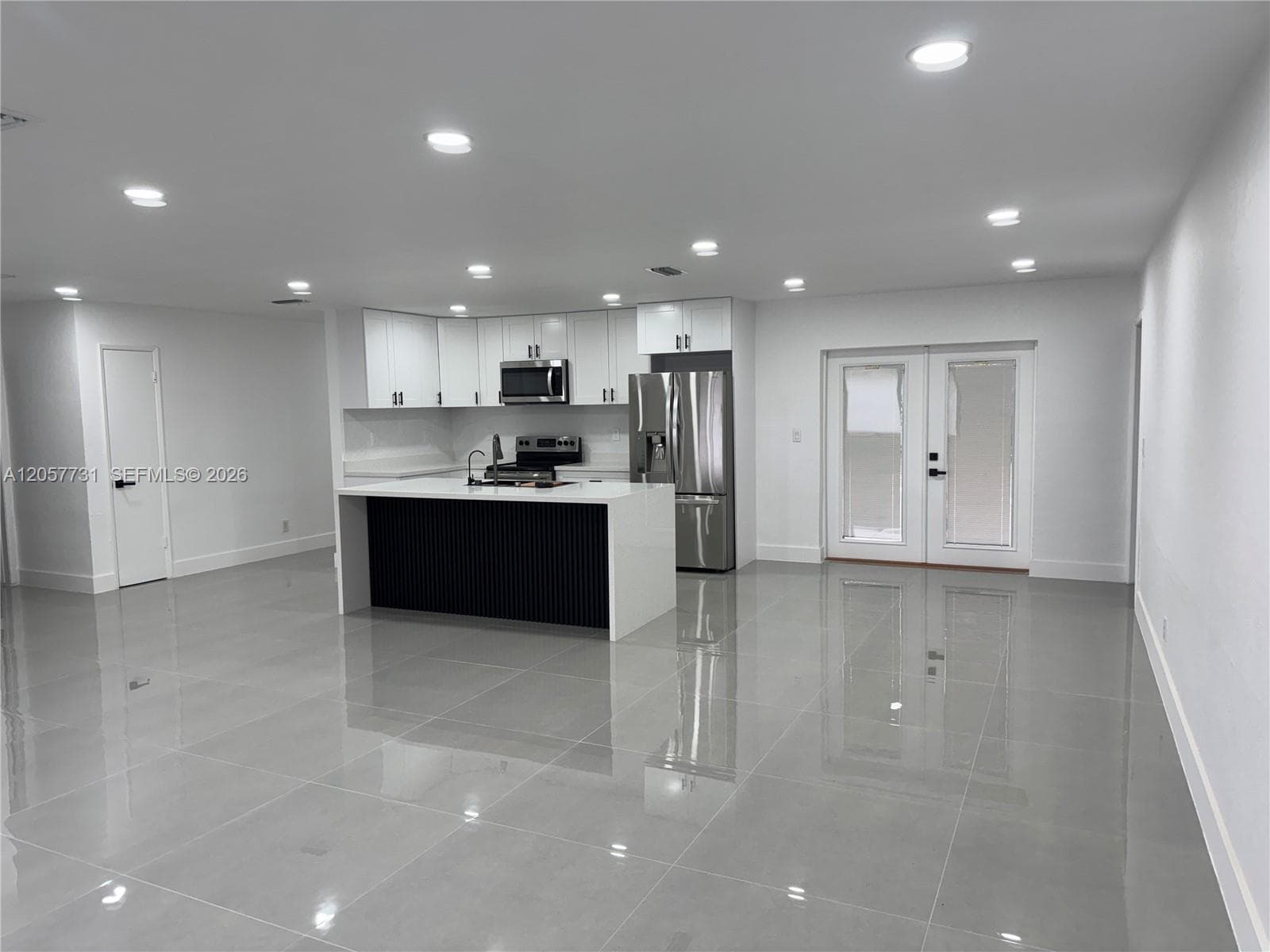 1370 SW 32nd St, Fort Lauderdale FL 33315 photo 4