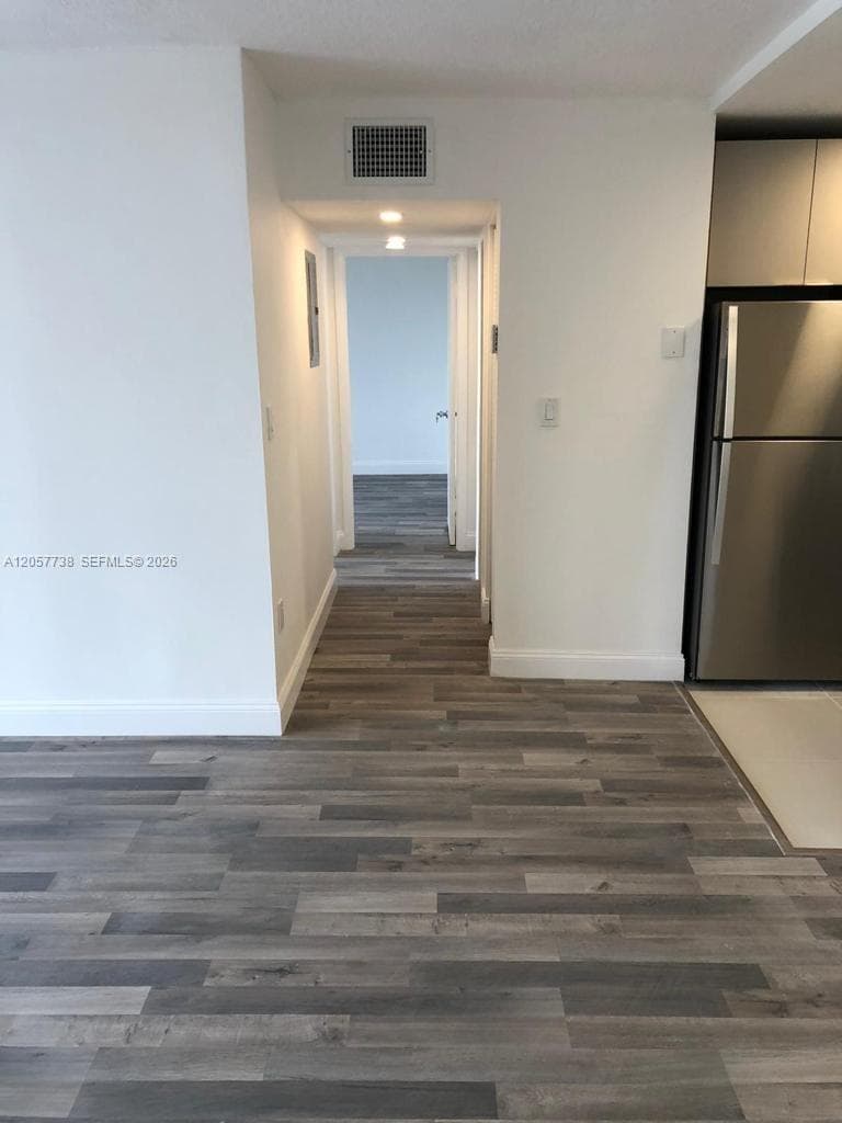 9682 Fontainebleau Blvd # 507, Miami, FL 33172 photo 4