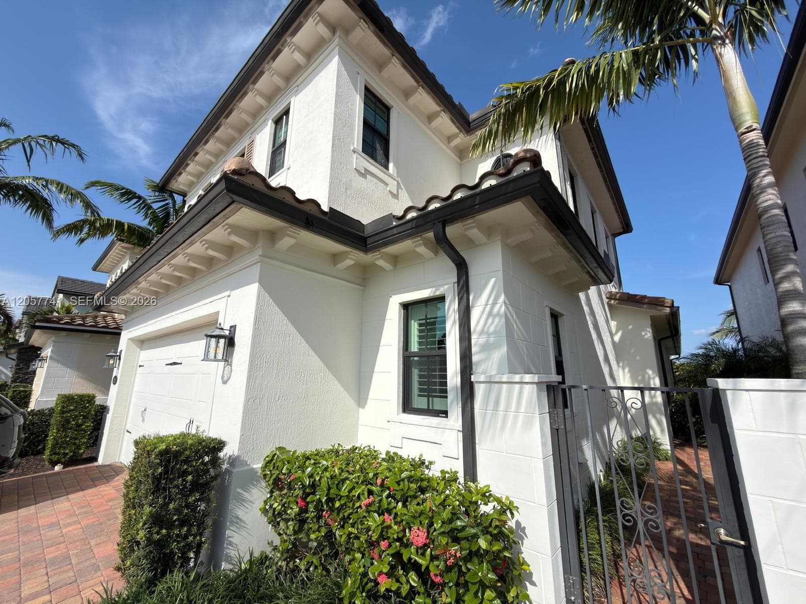 455 SW 113th Ln # 455, Pembroke Pines FL 33025 photo 3
