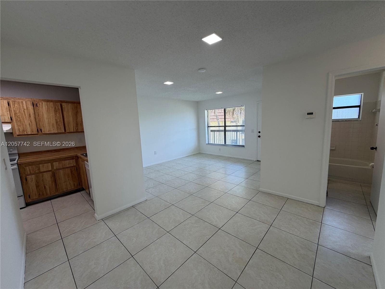 411 NW 100th Pl # 201, Pembroke Pines FL 33024 photo 5