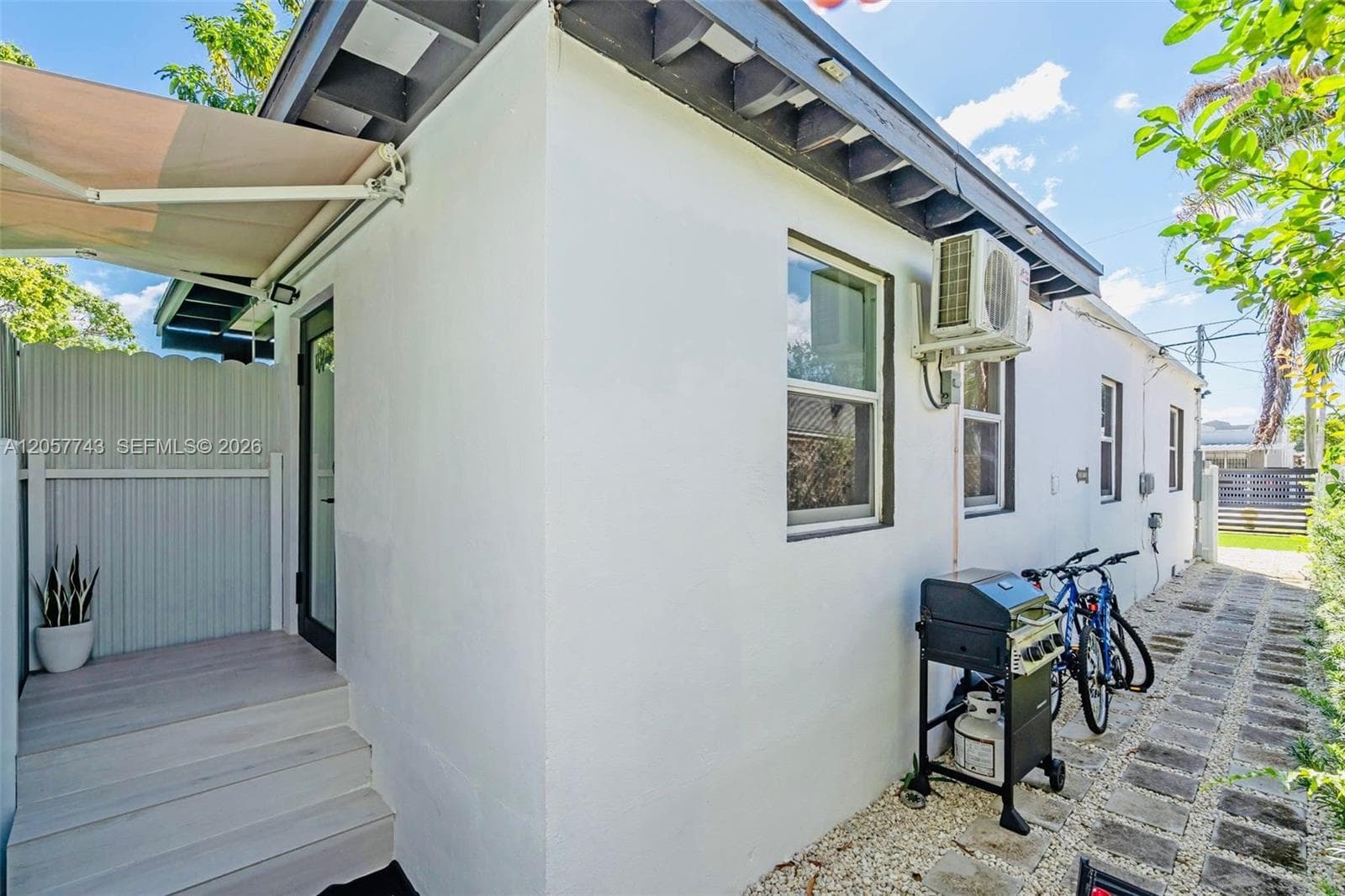 1451 NW 31st St # 1, Miami FL 33142 photo 3