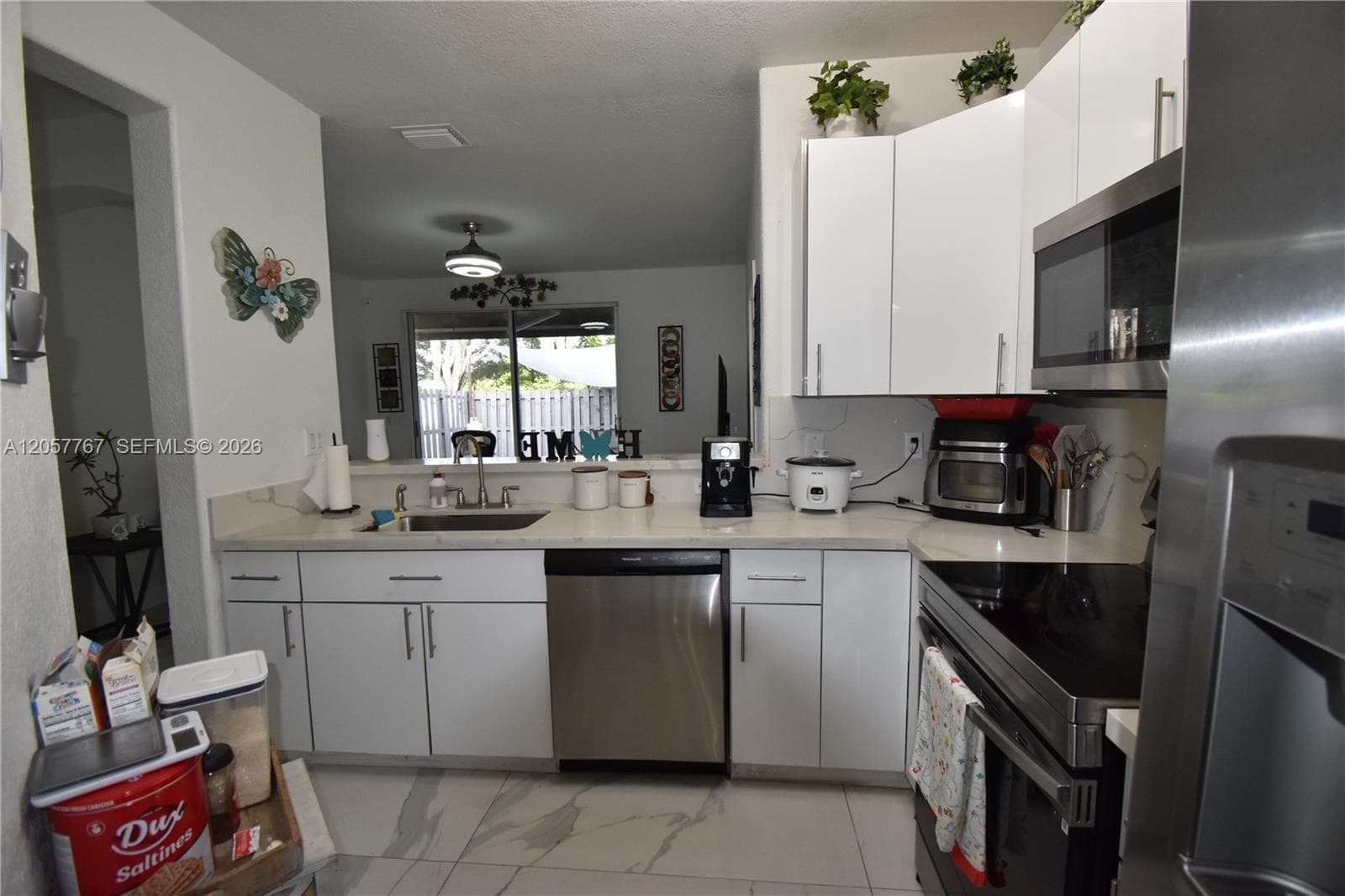 3818 SW 171st Ter, Miramar FL 33027 photo 4