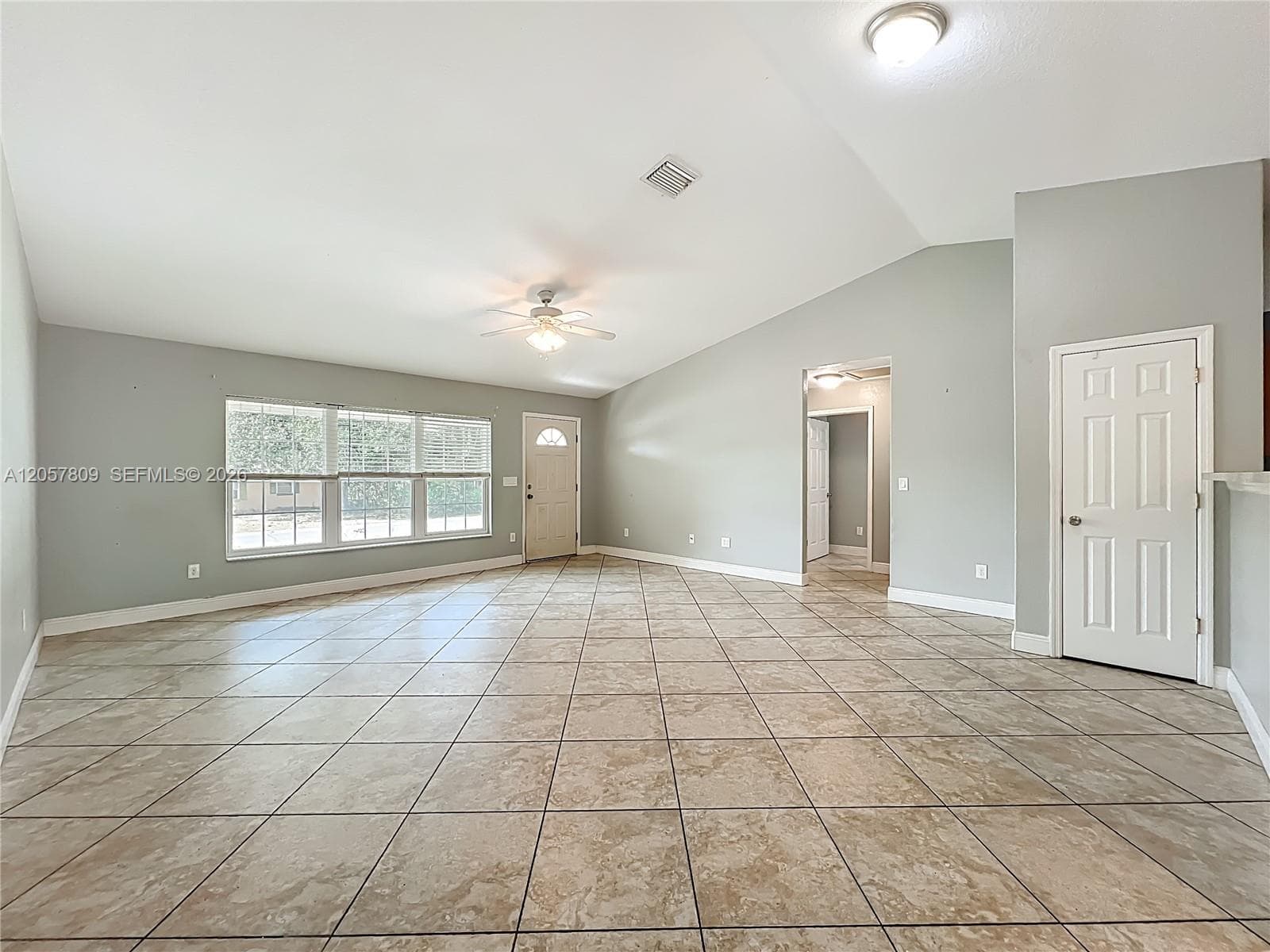 608 Masters Ave, Wildwood FL 34785 photo 5