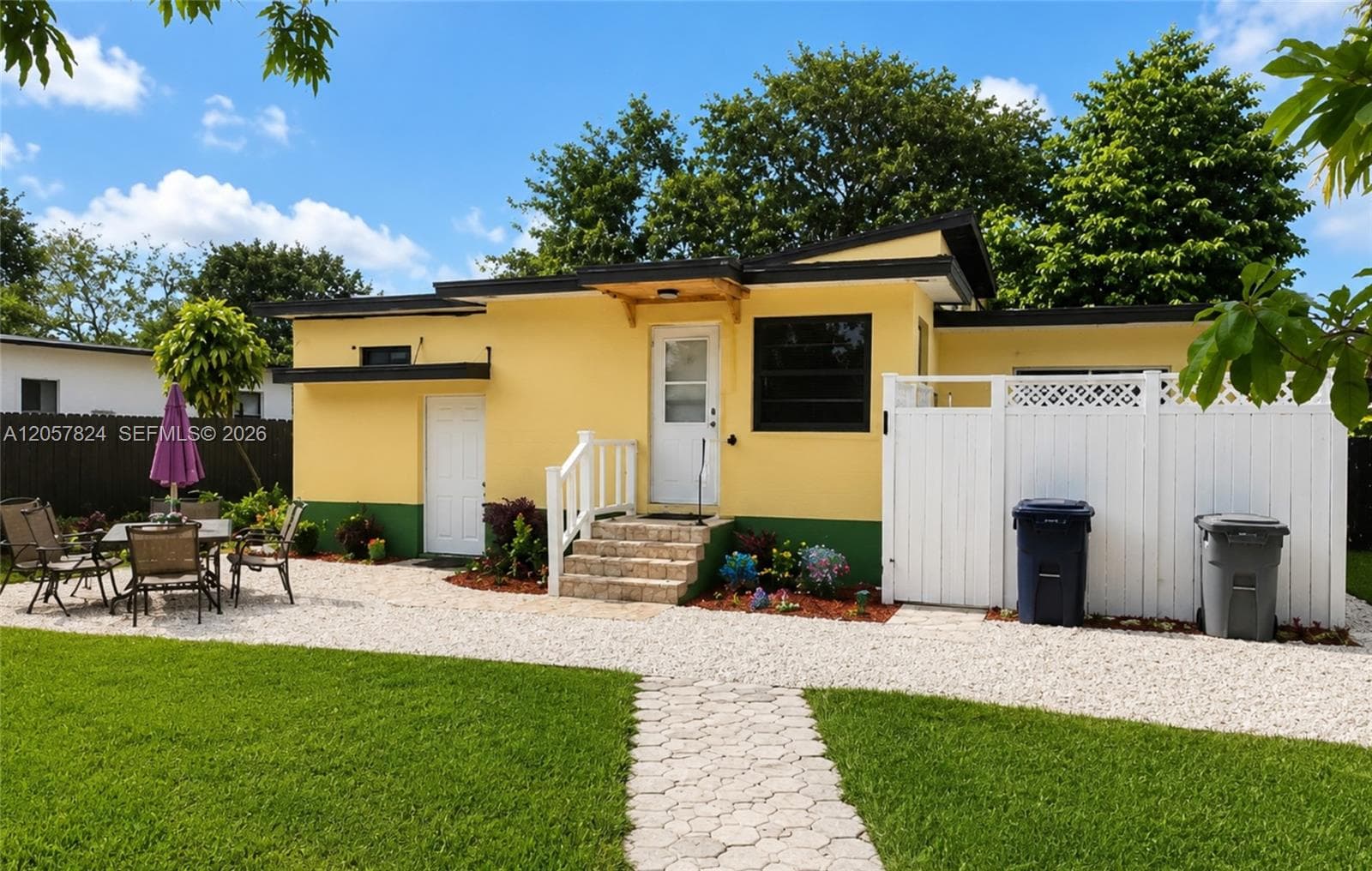 541 Raven Ave # 1, Miami Springs FL 33166 photo 2