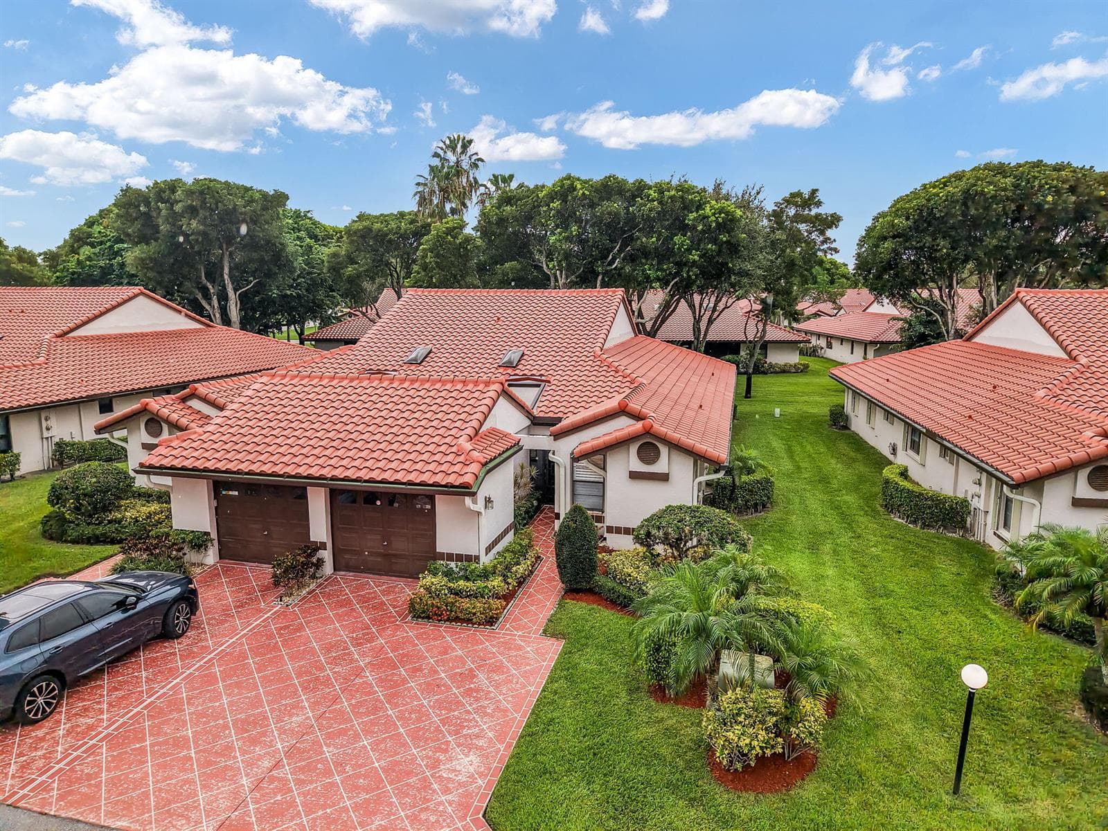 6353 Royal Manor Circle, Delray Beach FL 33484 photo 2