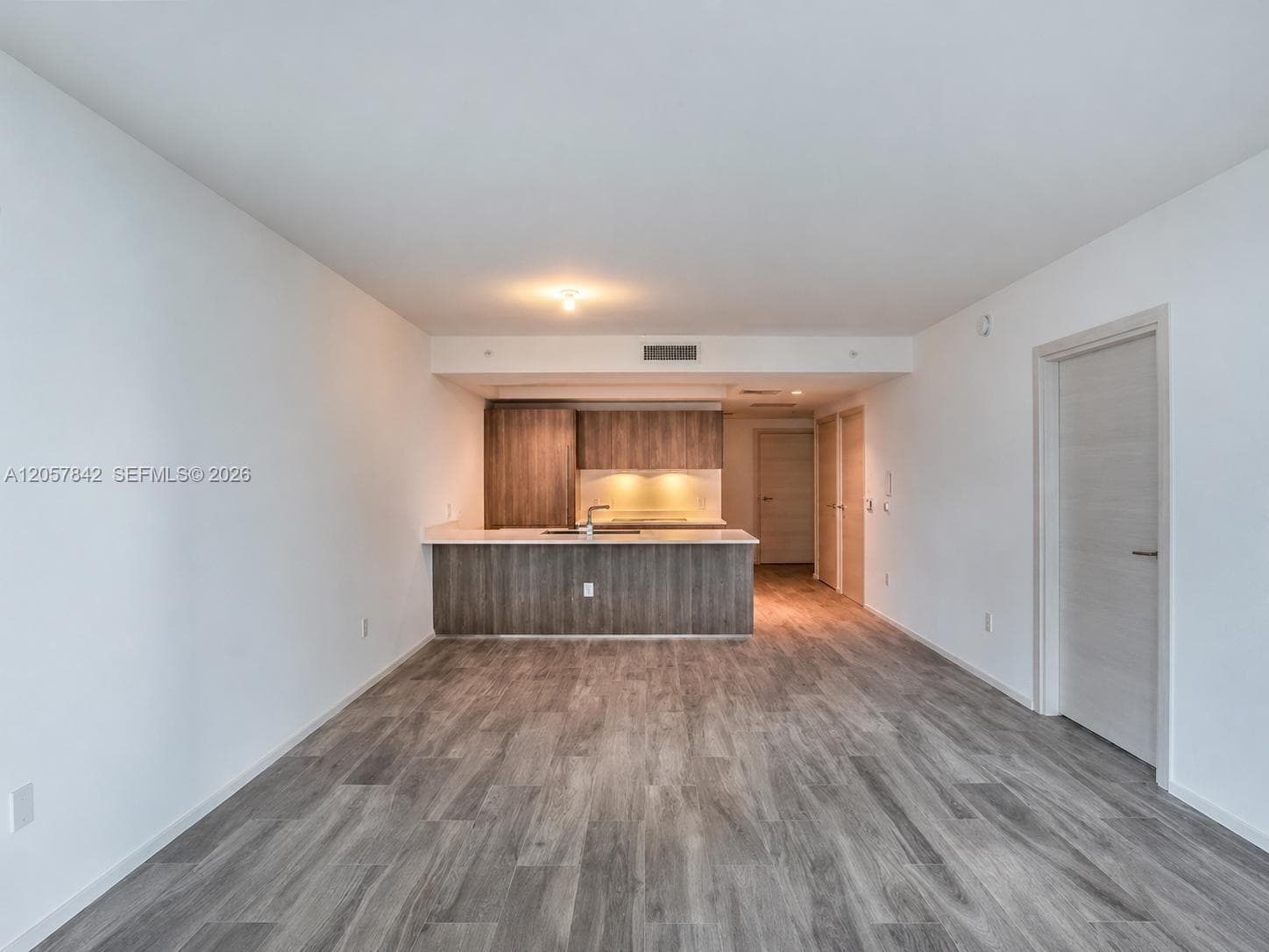 801 S Miami Ave # 3906, Miami FL 33130 photo 3
