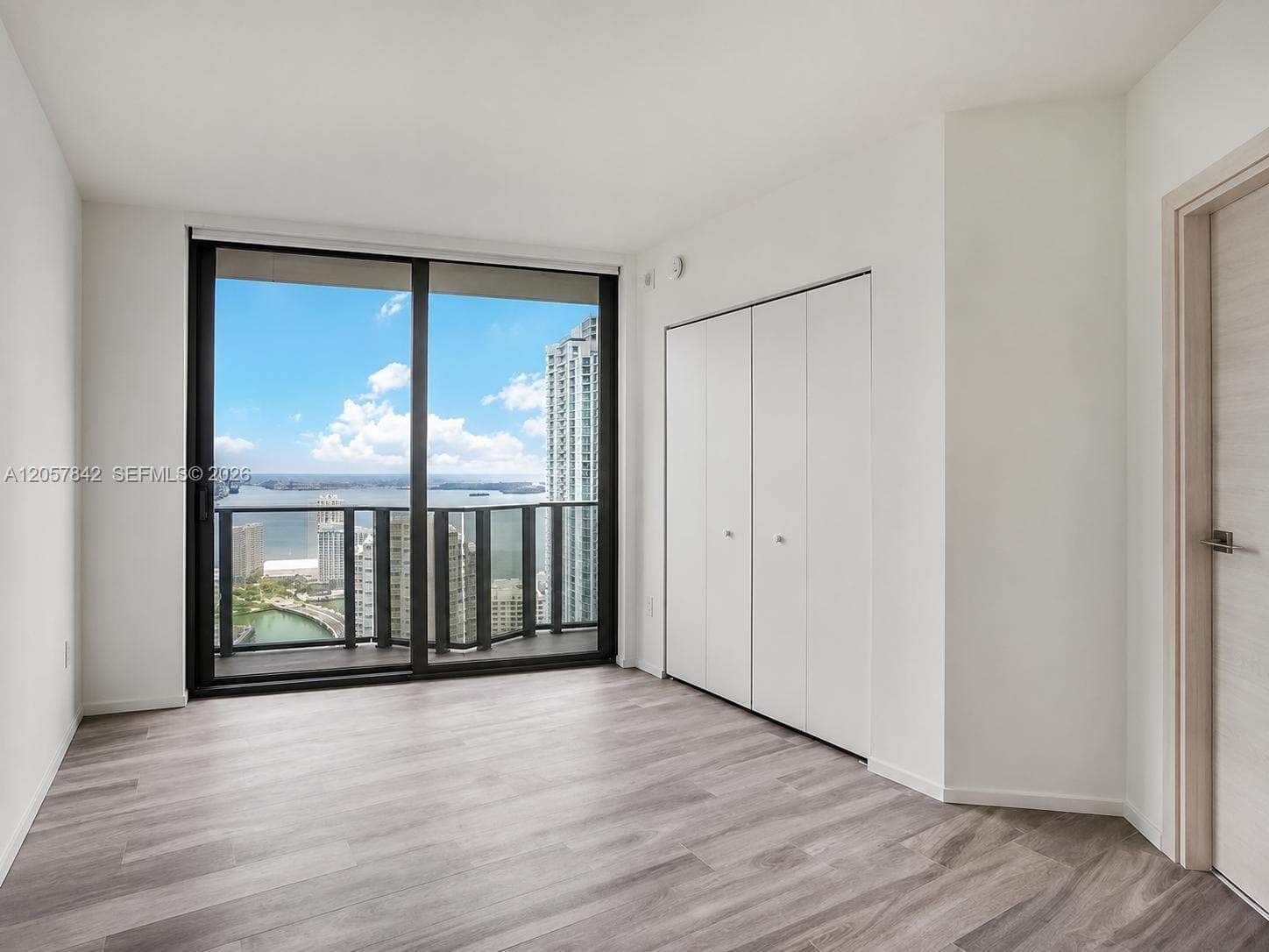 801 S Miami Ave # 3906, Miami FL 33130 photo 4