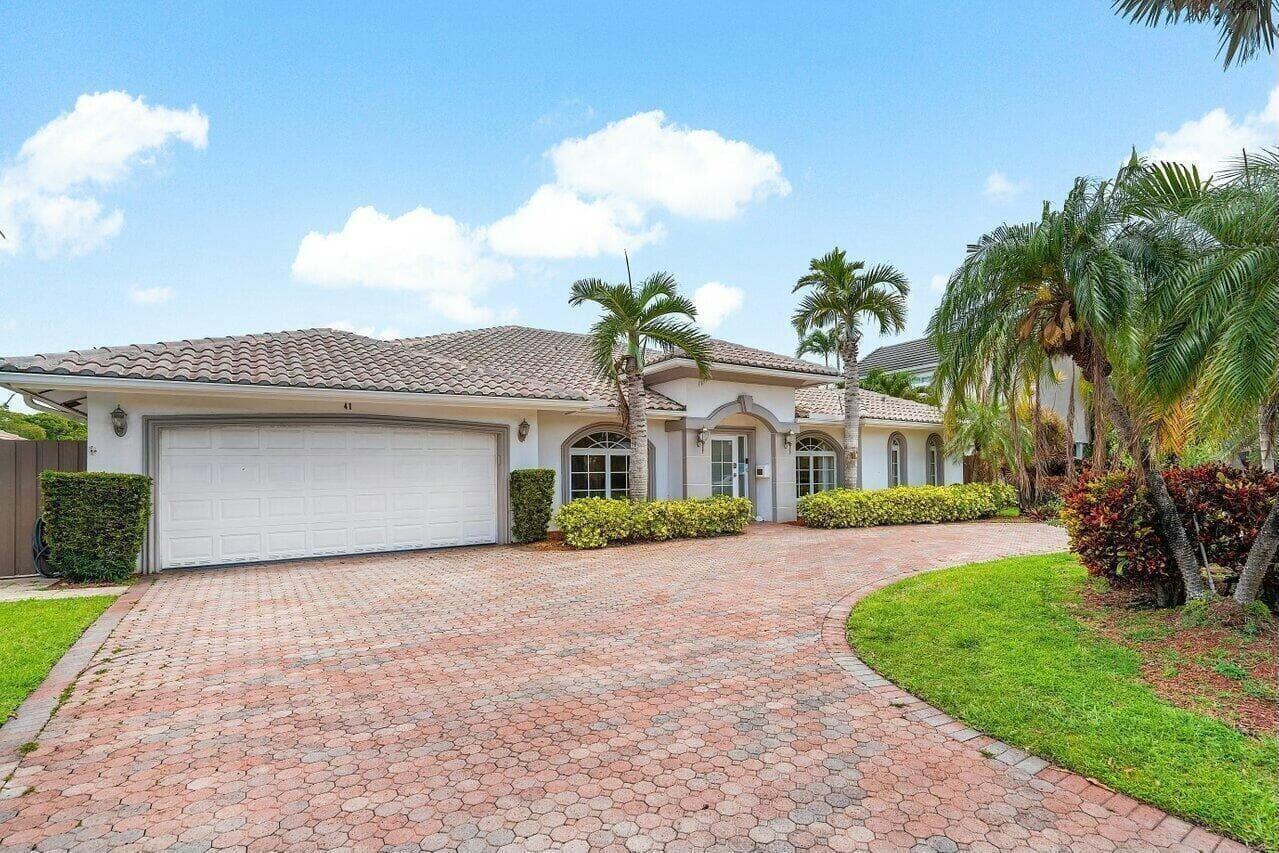41 Castle Harbor Isle Drive, Fort Lauderdale FL 33308 photo 2