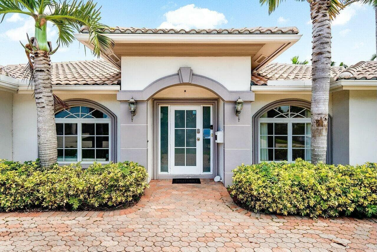 41 Castle Harbor Isle Drive, Fort Lauderdale FL 33308 photo 3