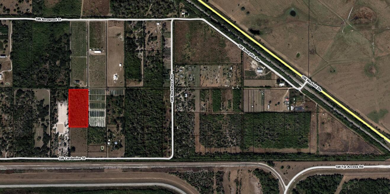 0 SW cardamine st-0 Place, FL 34956