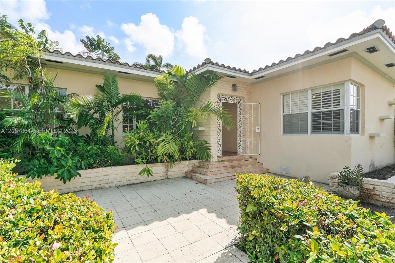 4445 N Michigan Ave, Miami Beach FL 33140 photo 2
