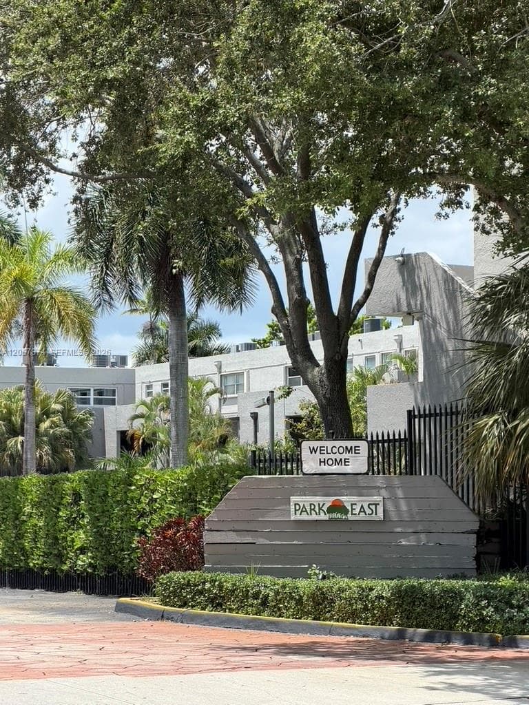 30 NW 87th Ave # C201, Miami FL 33172