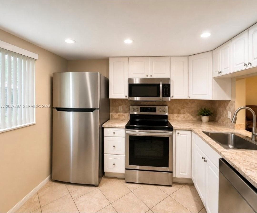 3905 N Nob Hill Rd # 312, Sunrise FL 33351 photo 2