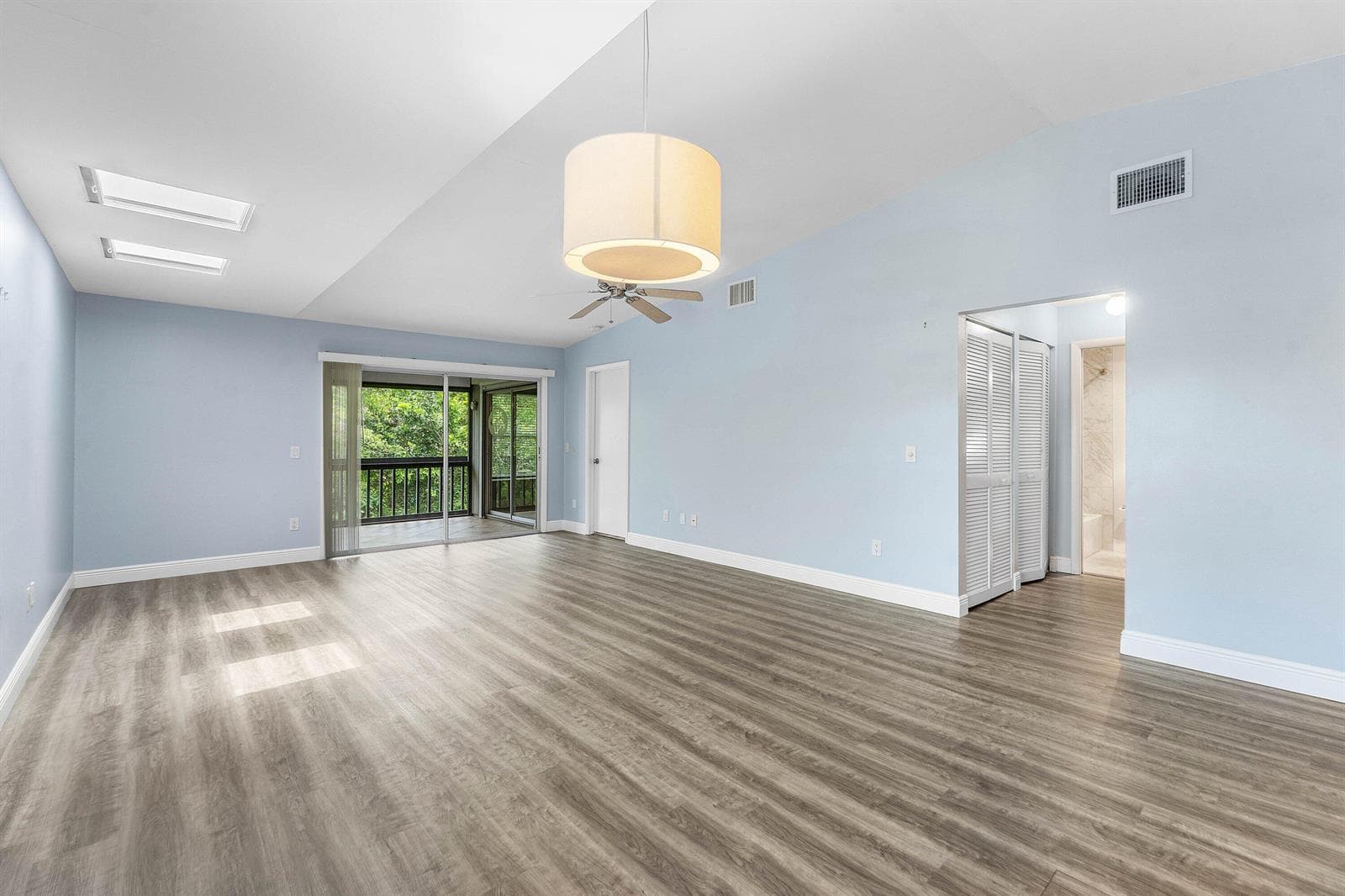8388 SE CROFT Circle # 6, Hobe Sound FL 33455 photo 3