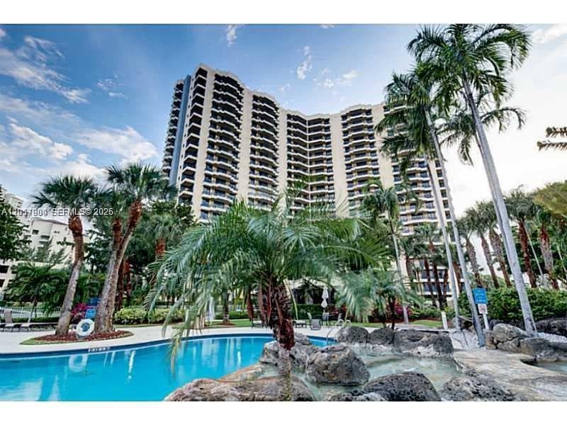 3300 NE 191st St # 1402, Aventura FL 33180