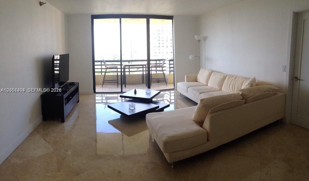 3300 NE 191st St # 1402, Aventura FL 33180 photo 4