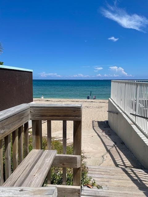 3500 S Ocean Boulevard # 303, South Palm Beach FL 33480 photo 2