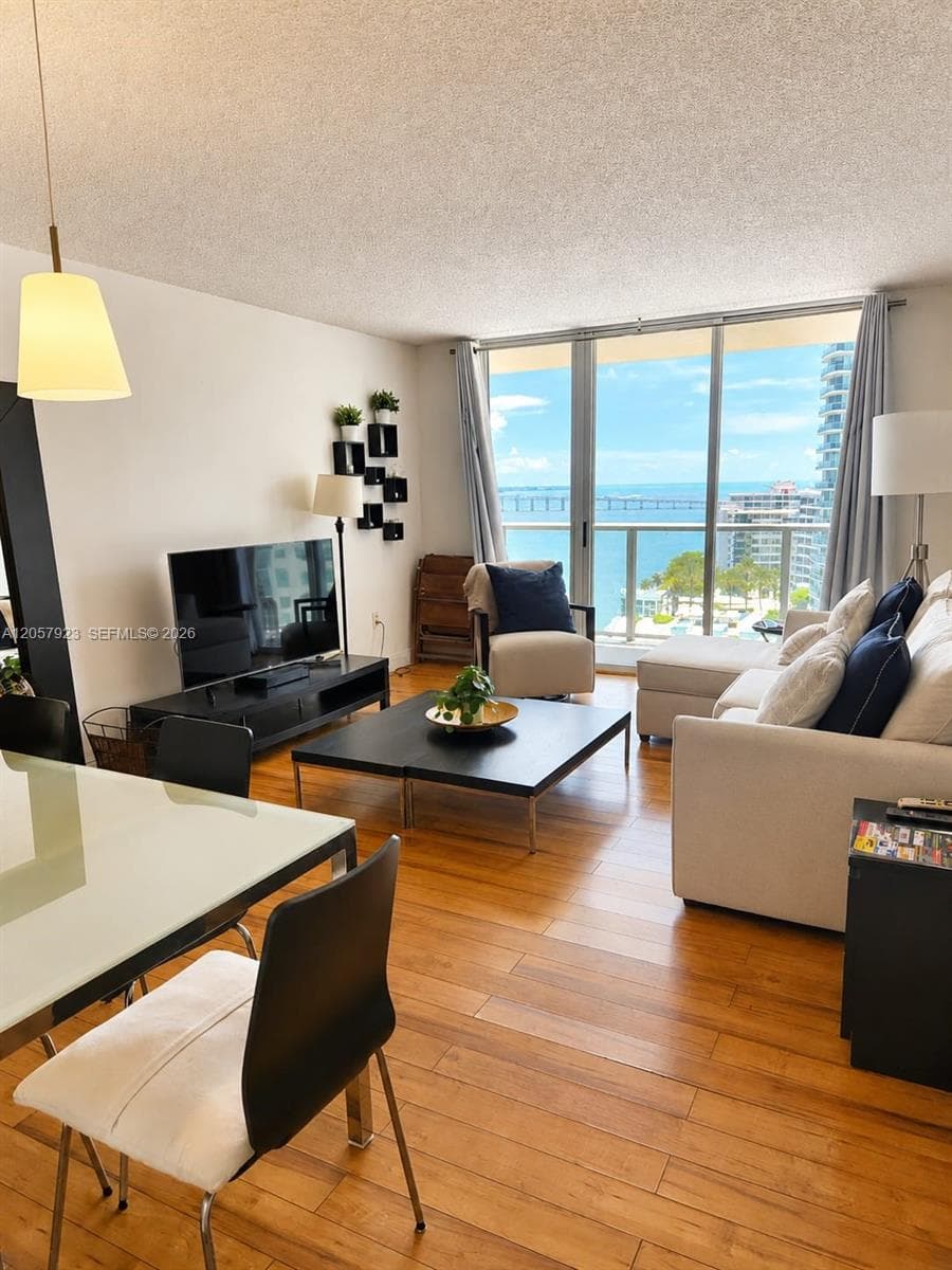1155 Brickell Bay Dr # 1807, Miami, FL 33131 photo 3