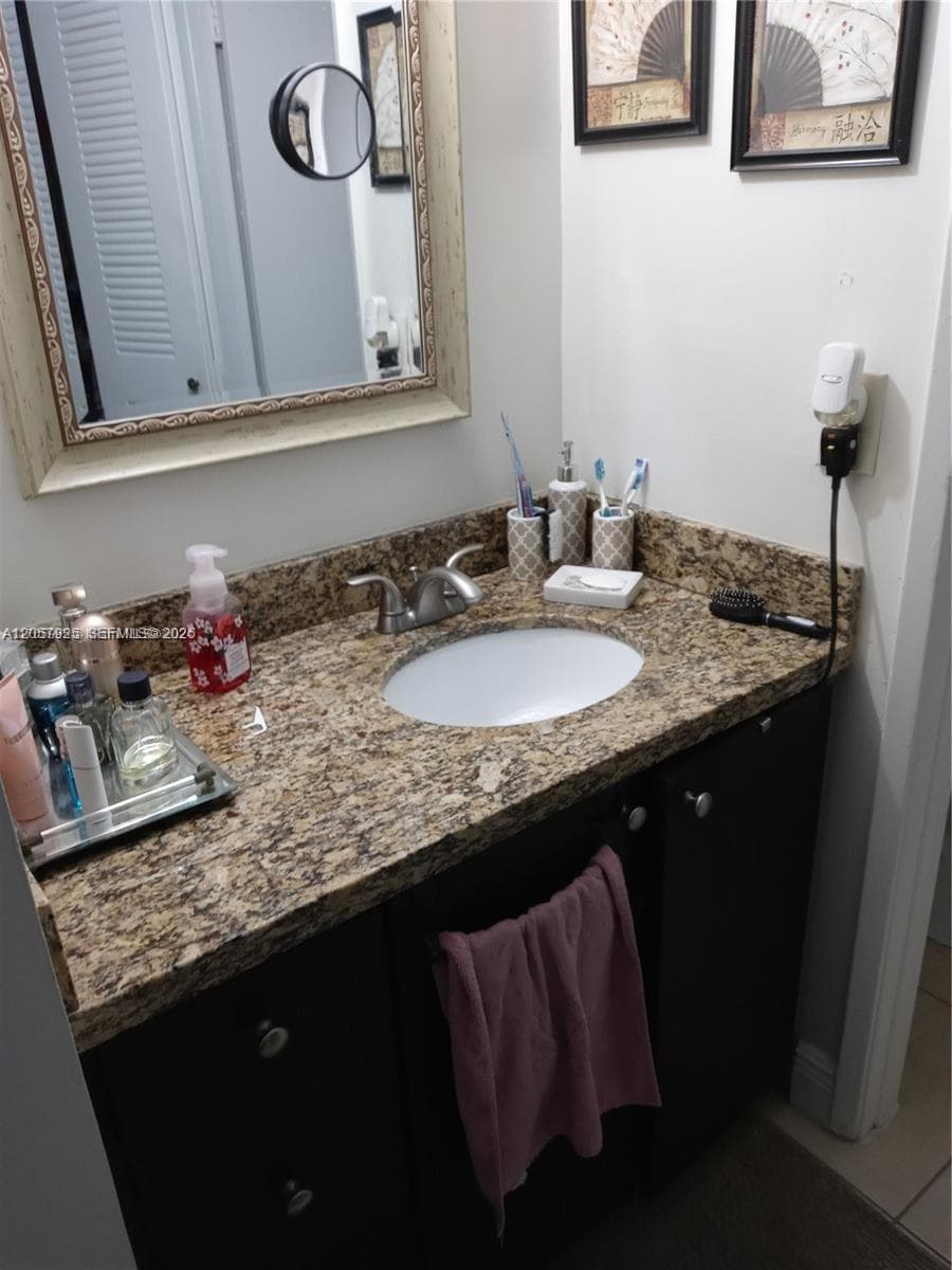 10253 NW 9th St Cir # 6, Miami FL 33172 photo 4