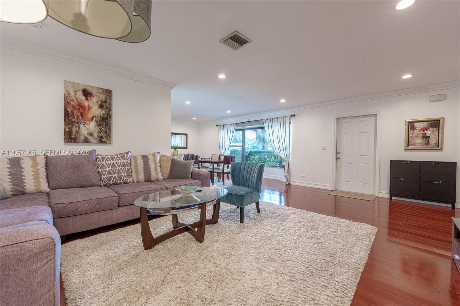 740 Ridgewood Ln, Plantation FL 33317 photo 4