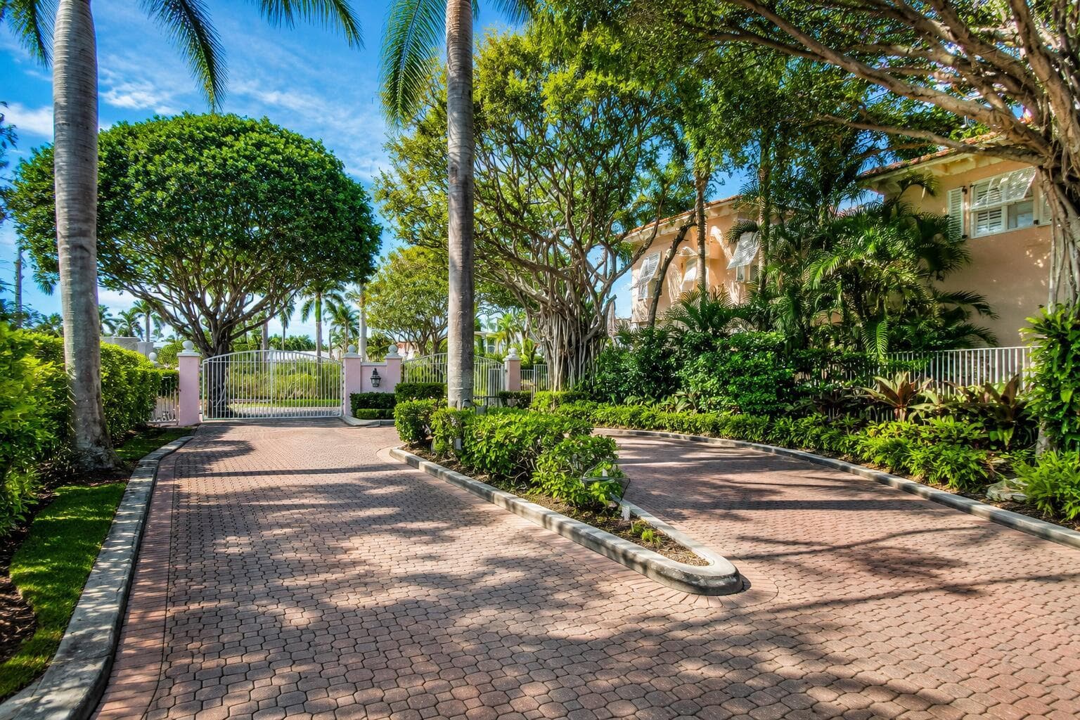 790 Andrews Avenue # C206, Delray Beach FL 33483 photo 3