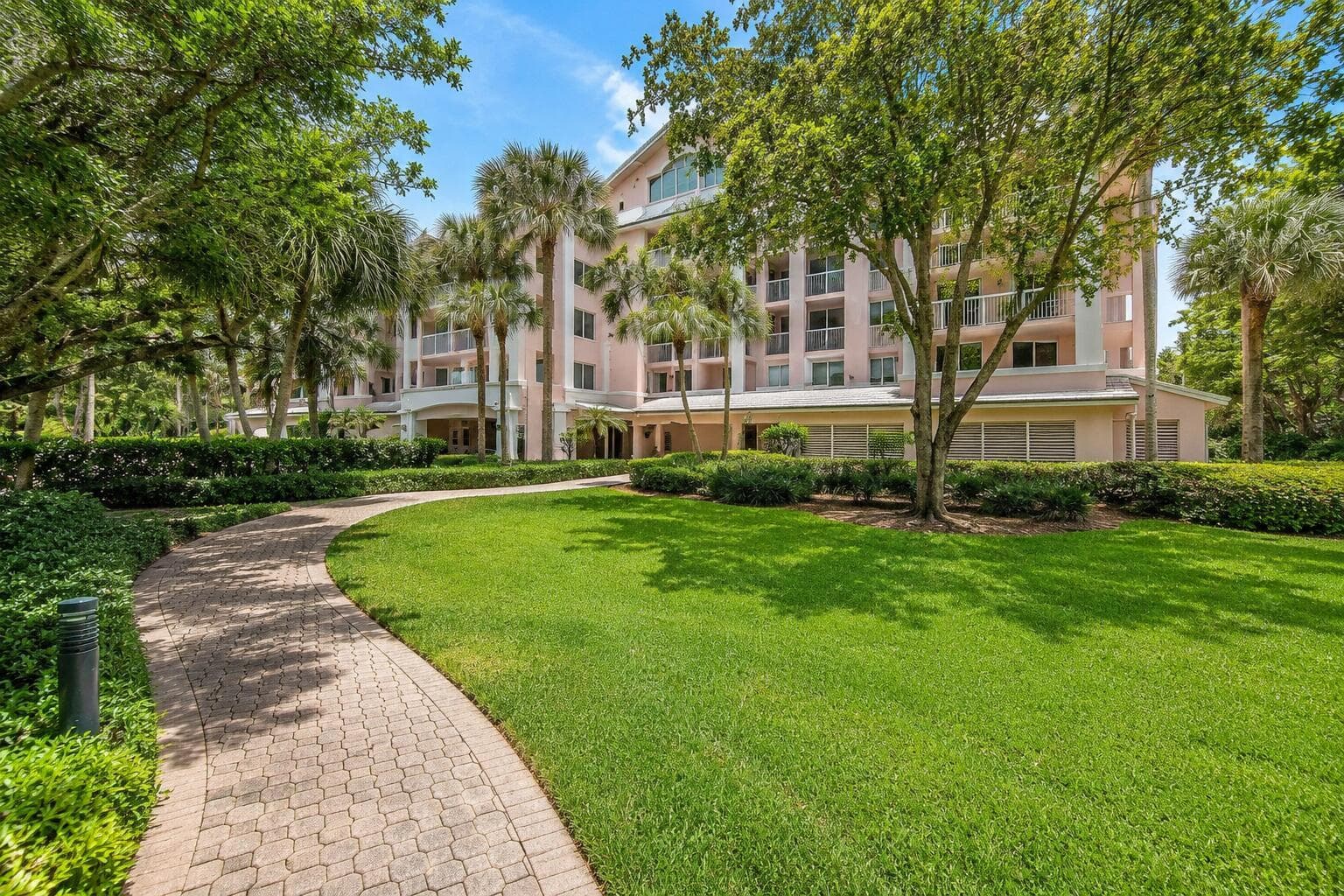 790 Andrews Avenue # C206, Delray Beach FL 33483 photo 4