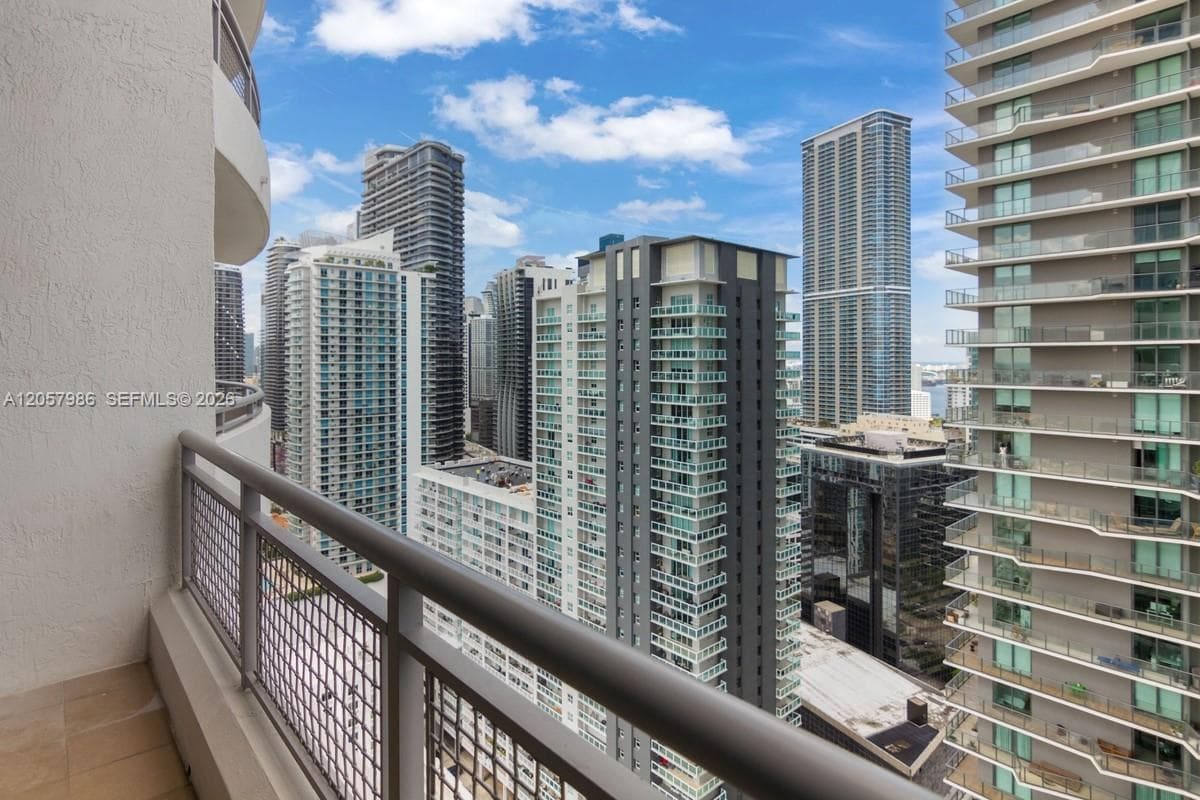 60 SW 13th St # 3022, Miami FL 33130 photo 3