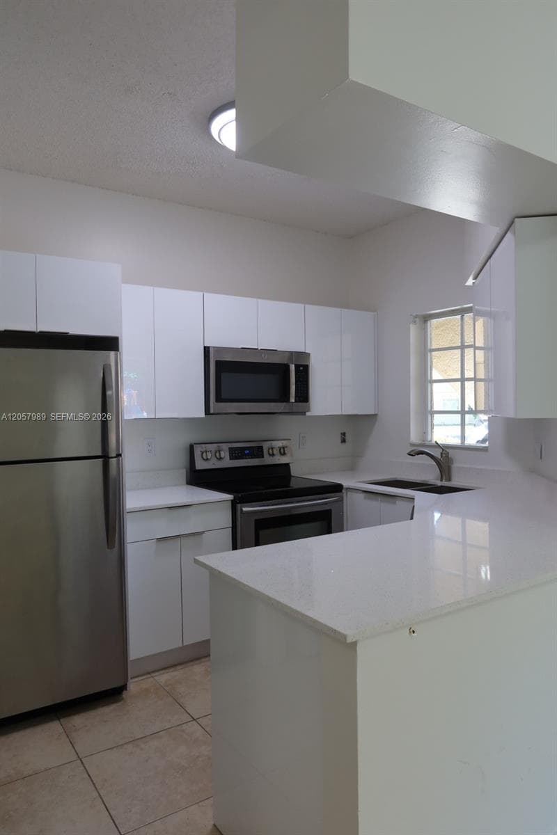 18340 NW 68th Ave # A, Hialeah FL 33015 photo 2
