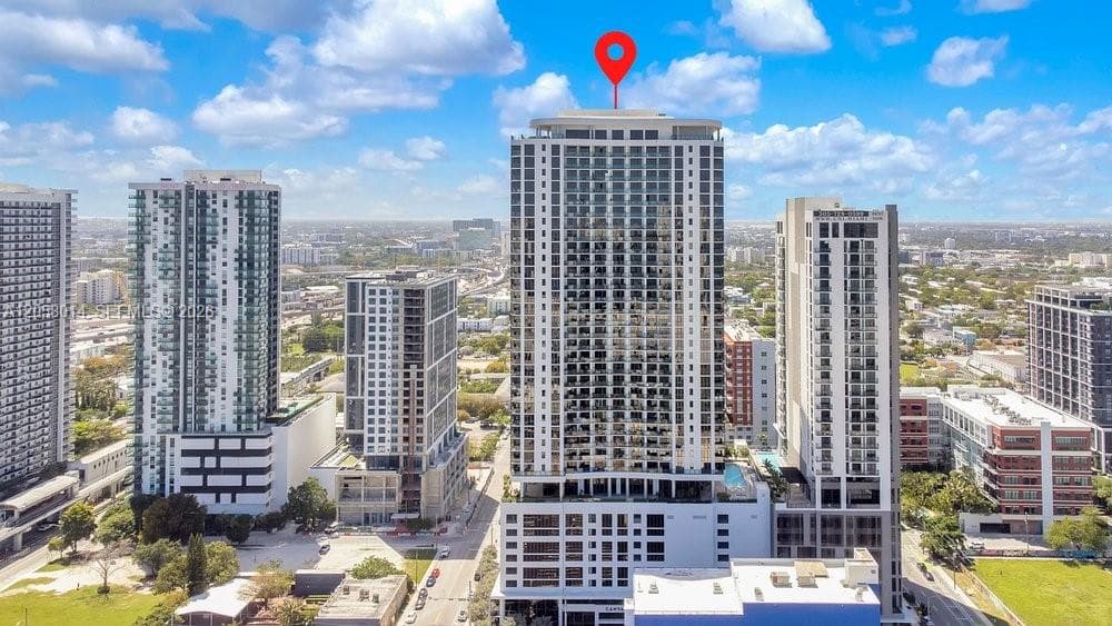 1600 NE 1st Ave # 2811, Miami FL 33132 photo 2