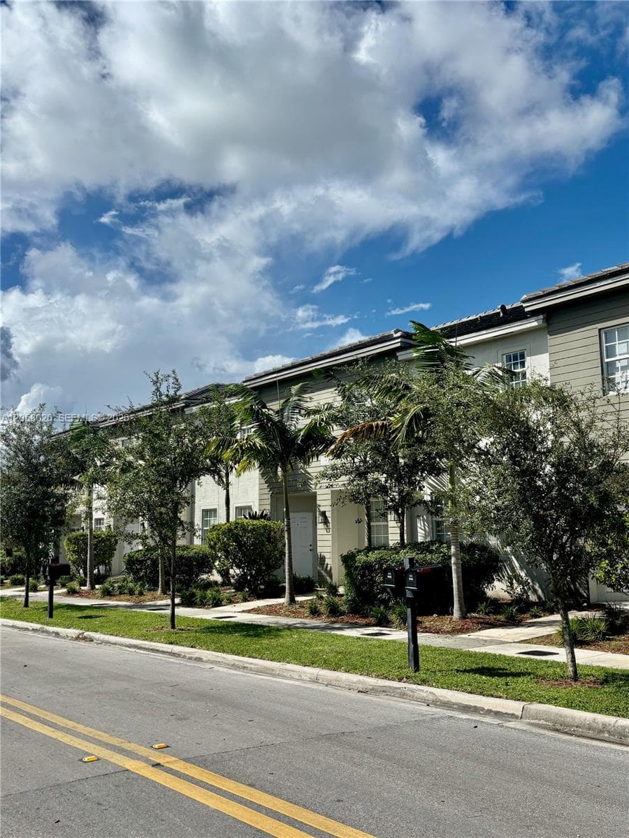1310 NW 6th Ave # G, Florida City FL 33034