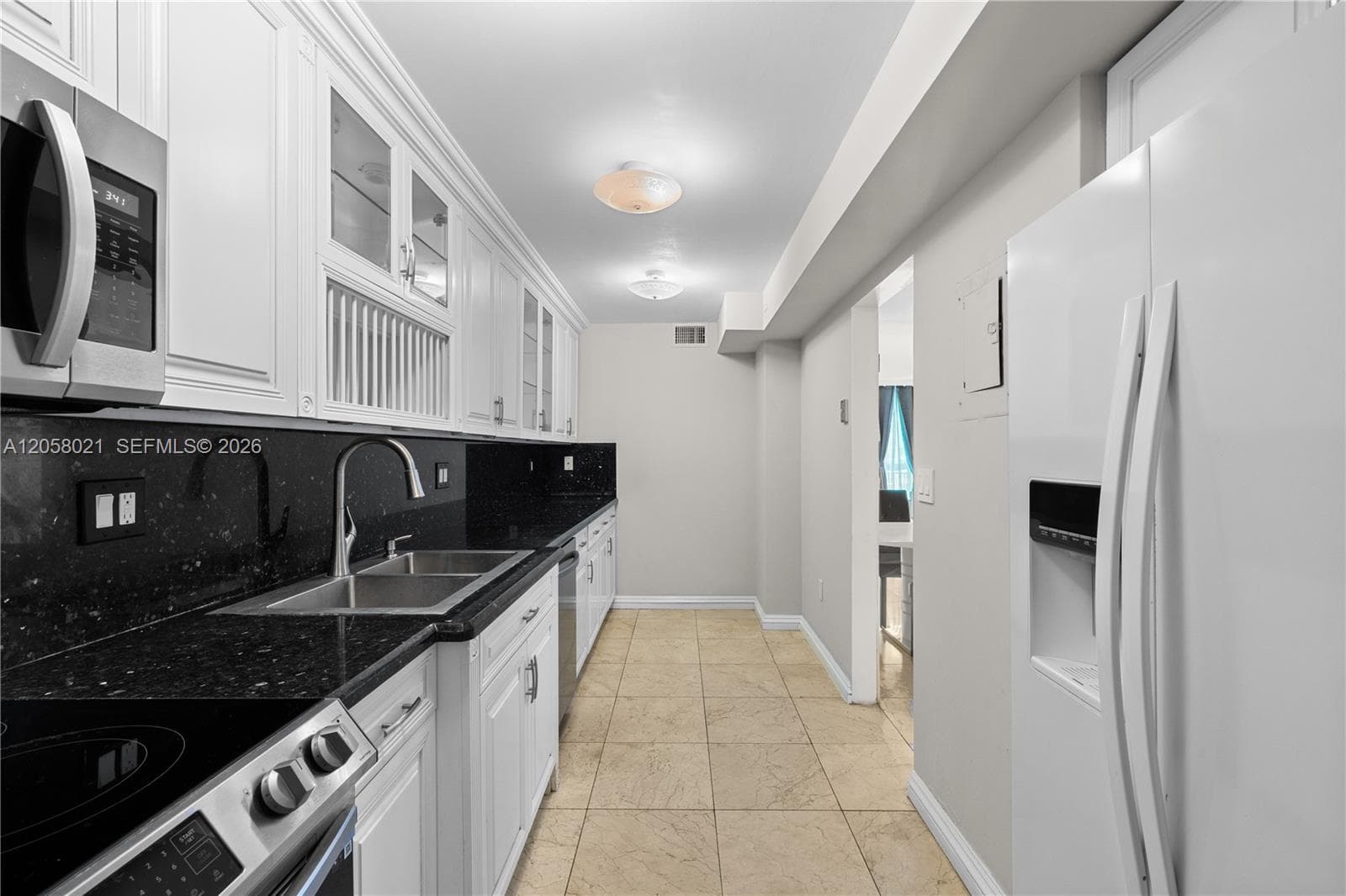 18011 Biscayne Blvd # 902, Aventura FL 33160 photo 3