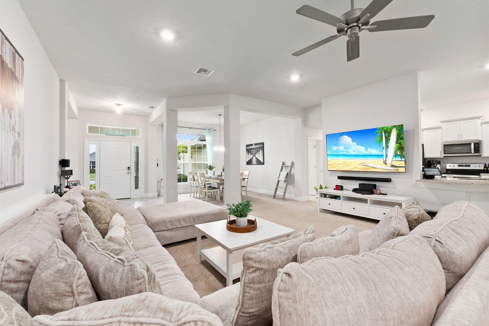 8324 Amalfi Circle, Fort Pierce FL 34951 photo 2
