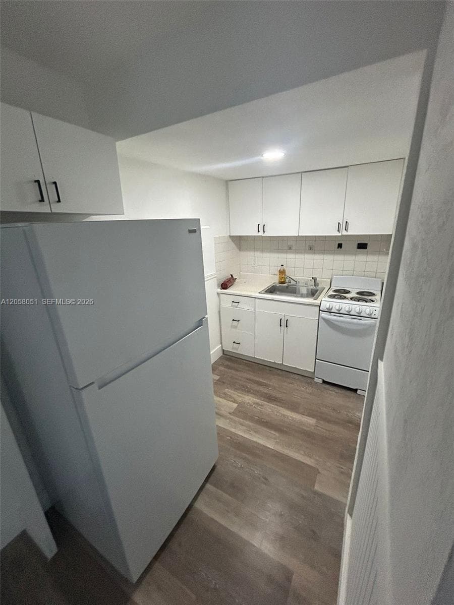 1035 N Andrews Ave # 1-6, Fort Lauderdale, FL 33311 photo 2