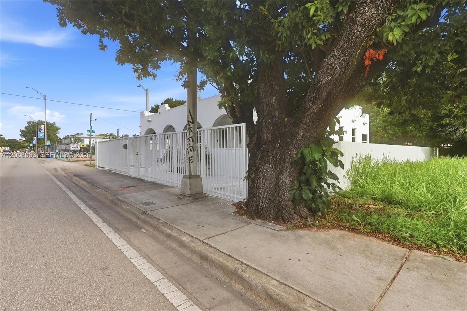 1909 NW 62nd St, Miami FL 33147 photo 4